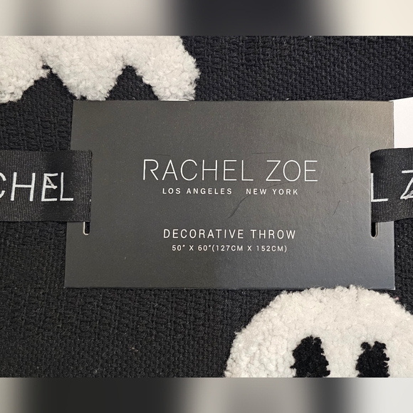🔥👻 Rachel Zoe Viral Ghost Throw Blanket 50" x 60" NWT Black and White - Picture 2 of 5